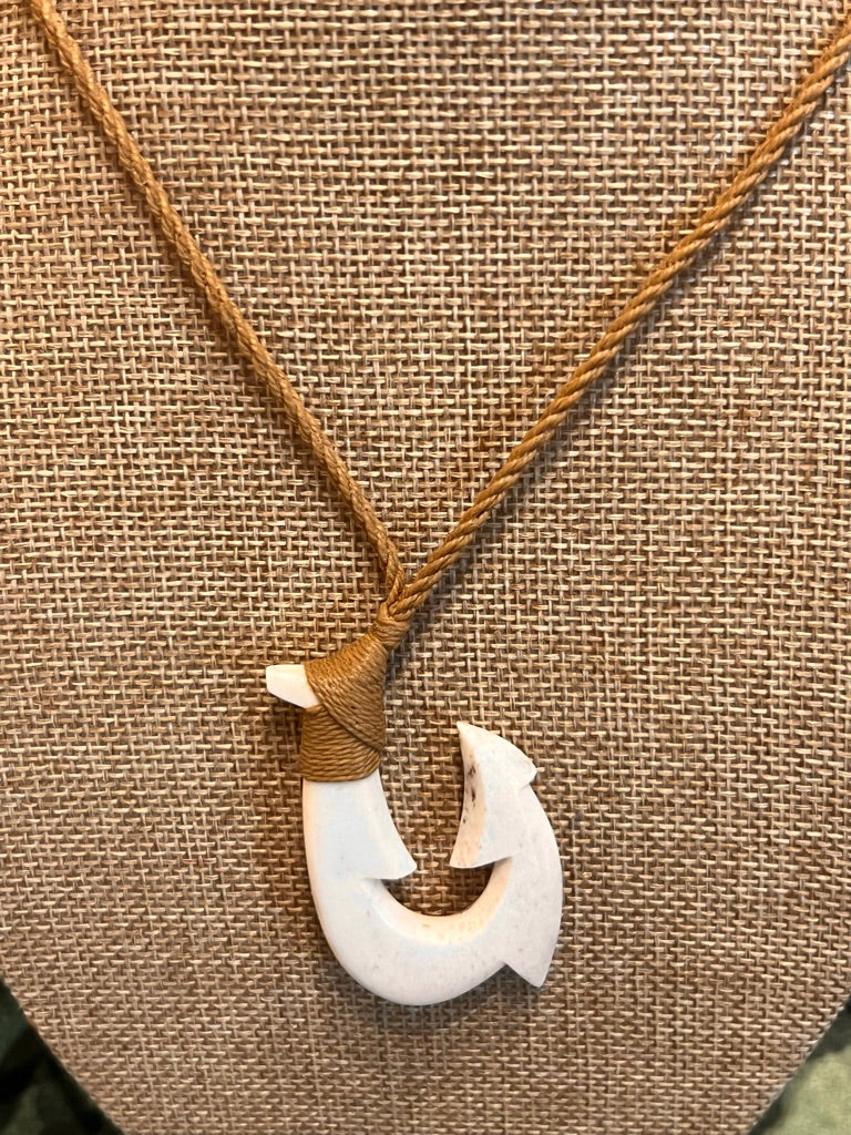 Vince Cabanilla: Lana`i Axis Deer Antler Fishhook