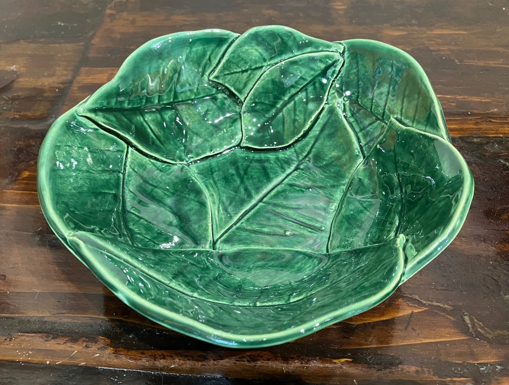 Batte: Mediium Gardenia Leaf Bowl