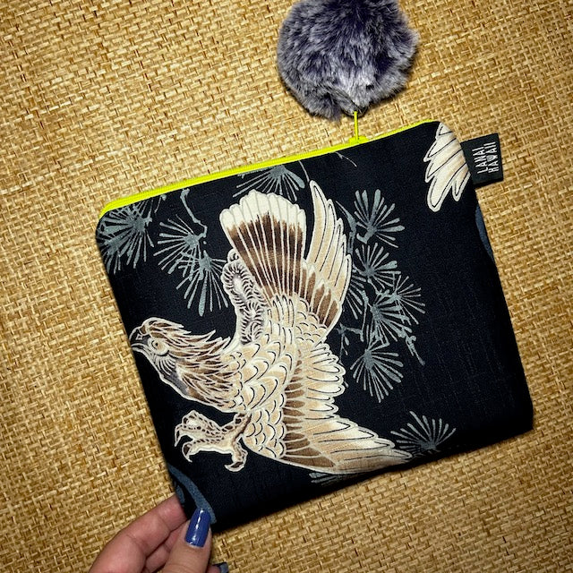 Cory Lovejoy: "Falcon In Flowers" Clutch