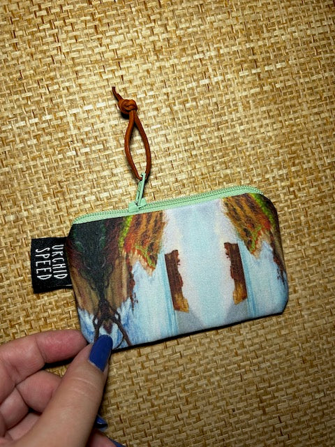 Cory Lovejoy: &quot;Saturdays + Shipwrecks&quot; Clutch