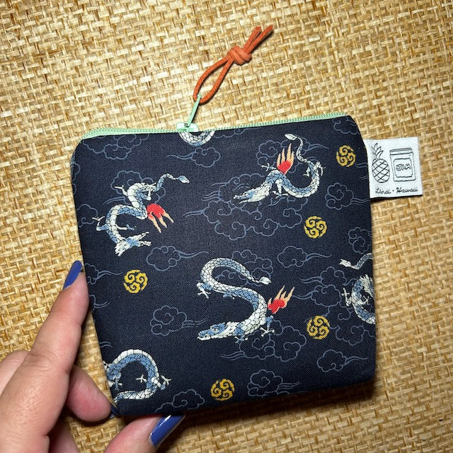 Cory Lovejoy: "September + Dragons" Clutch